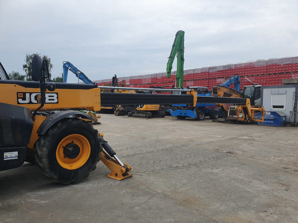 JCB535-140_32
