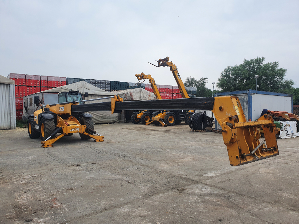 JCB535-140_33